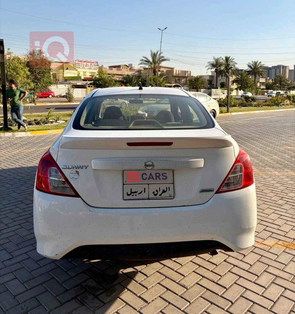 نيسان صني